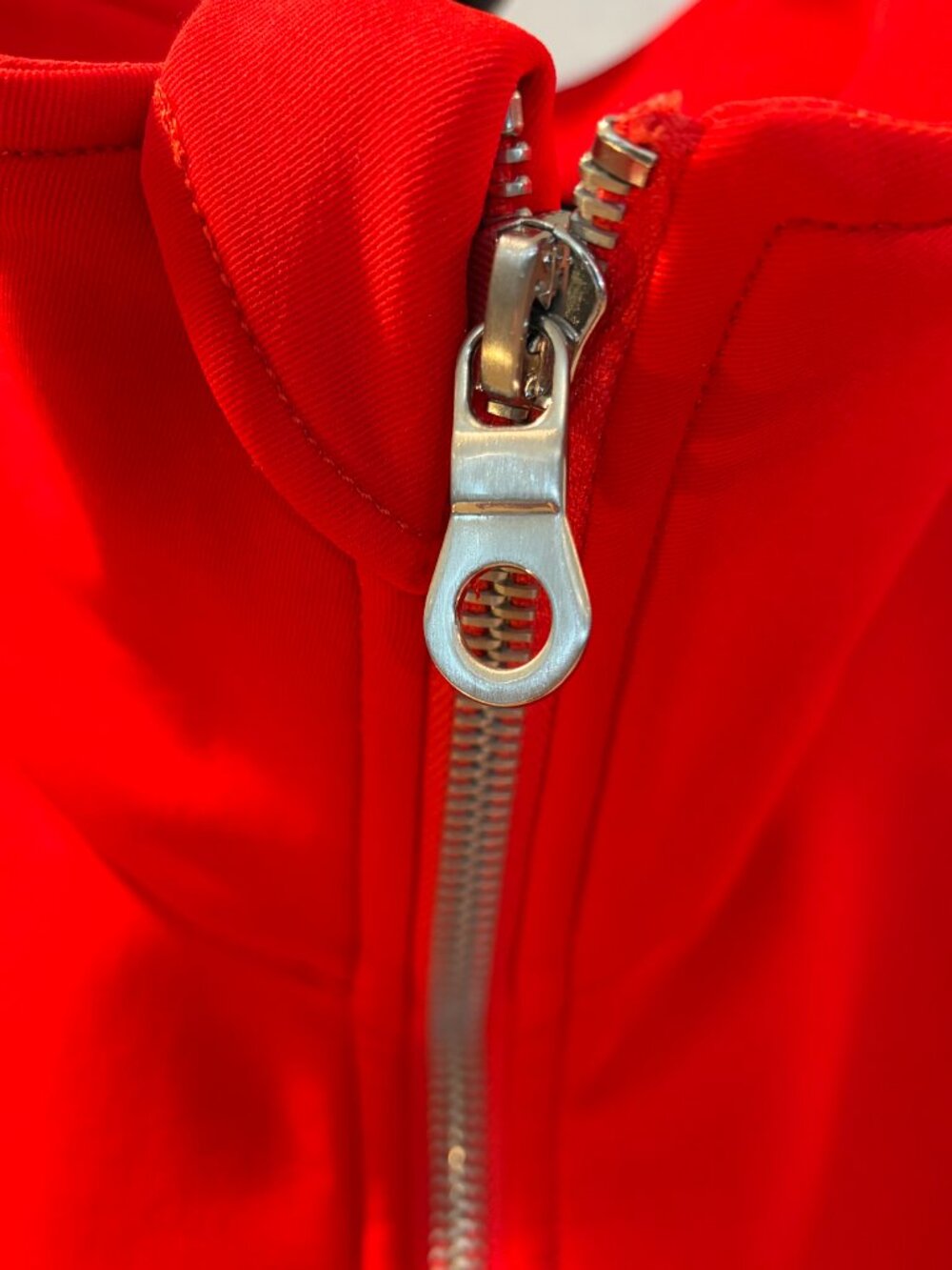 Cordova belted red one-piece ski suit (size S) - Picture 6 of 9